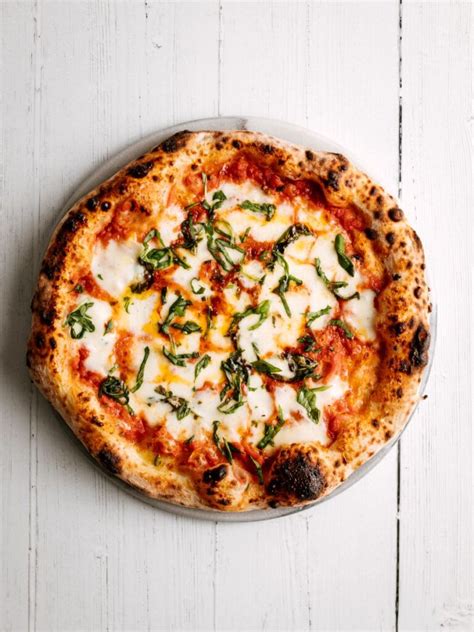The Best Pizza Topping Combinations The Ultimate Debate Goodfellas