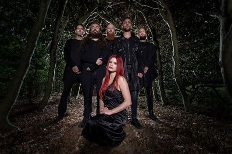 Symfonische Gothic Rock Band Blackbriar Kondigt Debuutalbum The Cause