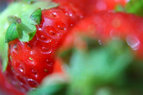 1920x1080 wallpaper | strawberry fruit | Peakpx