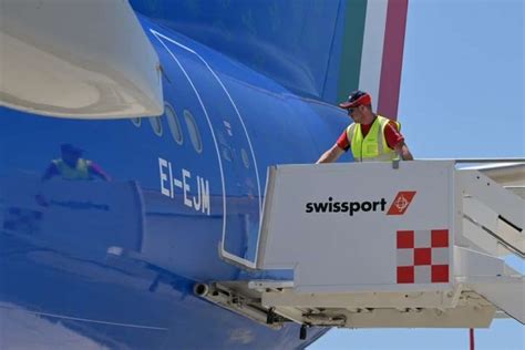 Lavoro Facile Swissport Italia Assume 20 Addetti Al Carico Scarico