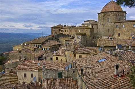 The Top Towns In Tuscany Lucca Pienza More Walks Of Italy