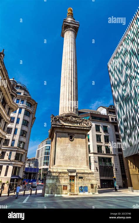 Monument to the Great Fire of London, UK Stock Photo - Alamy