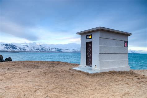 25 Cool and Crazy Toilets from Around the World - 500px