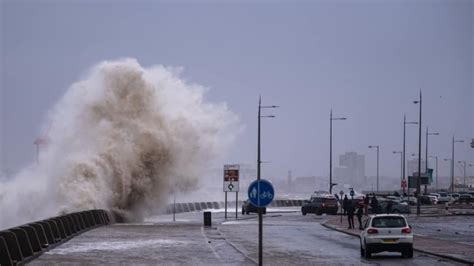 Storm Ciara Viewer Footage Shows Storm Ciara Hitting Wirral And