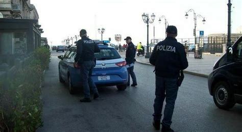 Rapina Con Un Complice Un Supermercato Arrestato Nel Giro Di Poche Ore