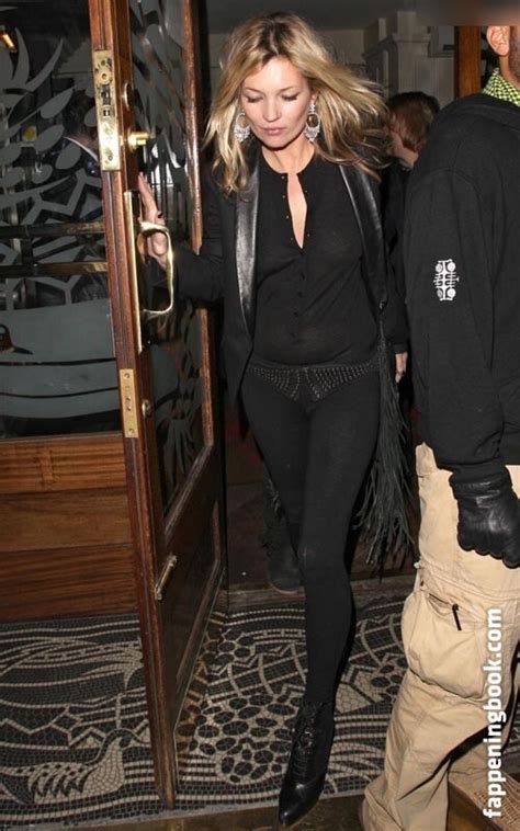 OOPS International Nude The Fappening Photo FappeningBook