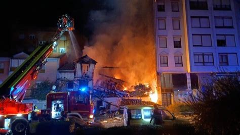 Al Menos 4 Muertos Y 4 Heridos Por El Derrumbe De Un Edificio Tras Una