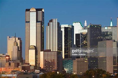 Dallas Skyline Sunrise Photos and Premium High Res Pictures - Getty Images