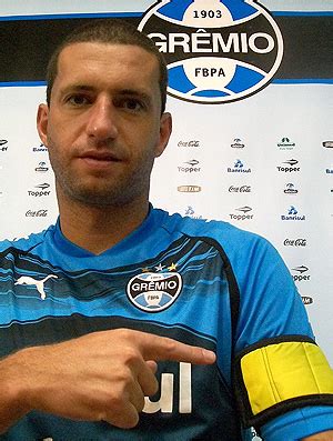 Rochemback o torcedor que agora é capitão do Grêmio na Libertadores