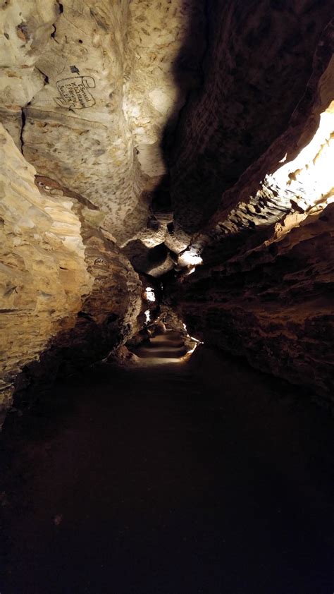 Following Tom Sawyer into Mark Twain Cave : Hannibal Missouri | Visions ...