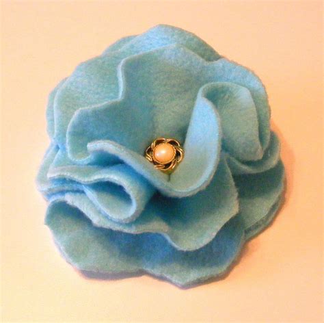 You Have To See Fleece Flower On Craftsy