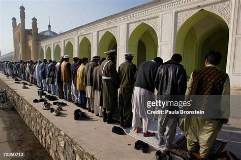 Eidgah Mosque Photos and Premium High Res Pictures - Getty Images