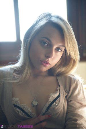 British Sexy Awesome Lingerie XXX Dessert