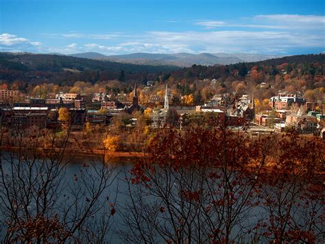 Find Brattleboro, VT Hotels- Downtown Hotels in Brattleboro | TravelAge ...