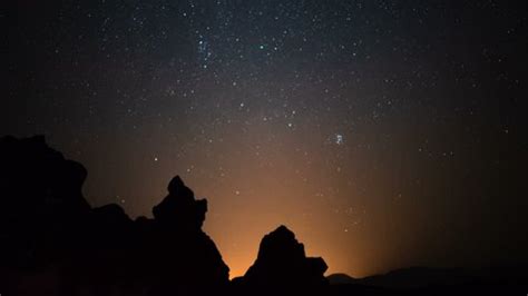 Starry Night Sky Mojave Desert Pictures Stock Photo 2275468829 ...