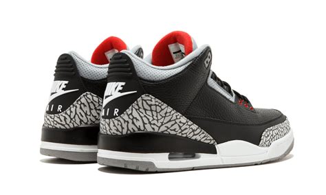 Air Jordan 3 Black Cement vs Air Jordan 3 White Cement - SBD