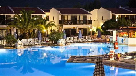 Golden Coast Hotel & Bungalows 4 star hotel in Greece (Athens)