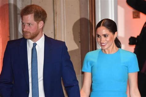 Harry E Meghan In Fuga Dai Paparazzi Sfiorato L Incidente Catastrofico