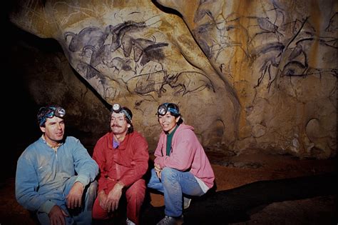 Balade Virtuelle Grotte Chauvet Dans La Plus Ancienne Exposition