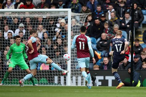 Manchester City Vence E Retoma A Ponta Inglesa Que Venha O