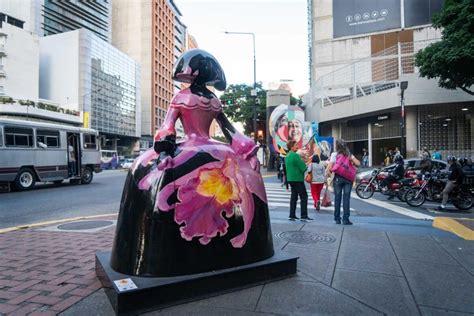 Diario Frontera Las Meninas del artista plástico Antonio Azzato