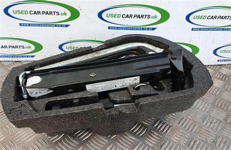 Vw Polo Mk5 Wheel Jack Set Tool Kit Used Car Parts Uk