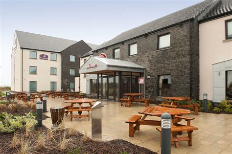 Premier Inn Derry / Londonderry hotel in Londonderry, Crescent Link ...