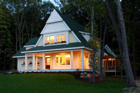 Modern Cottage Exterior - Traditional - Exterior - Minneapolis - by Ron Brenner Architects