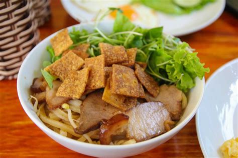 Vietnamese Food: 10 Dishes You Need To Try in 2025 | Rough Guides