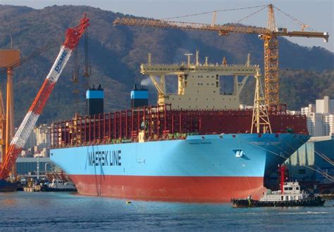 Latest Worlds Largest Containership Delivered To Maersk Line Gcaptain