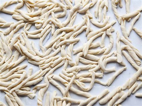 Strozzapreti Fatti In Casa Ricetta Originale E Trucchi Con Foto Passo