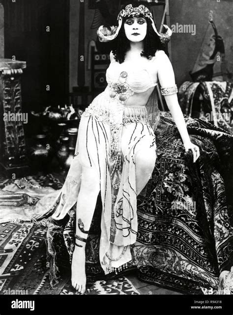 Theda Bara Cleopatra Banque De Photographies Et Dimages Haute