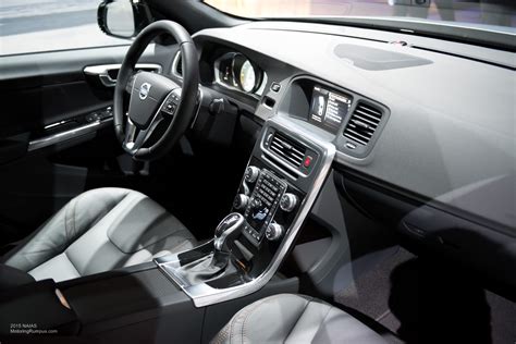 2015 NAIAS Volvo S60 Cross Country Interior - Motoring Rumpus