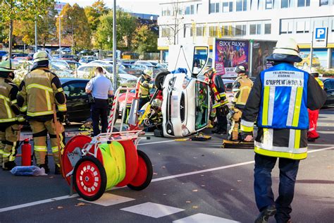 Essen Schwerer Unfall Im Nordviertel Mindestens Eine Person Verletzt