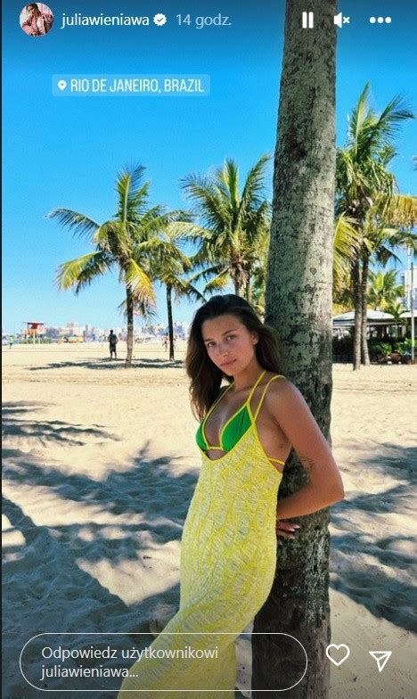 Julia Wieniawa W Bikini Bez Makija U Pokaza A Prywatne Zdj Cia Z Ukochanym Plejada Pl