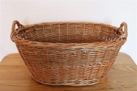 Washing basket with woven handles | Wicker Baskets