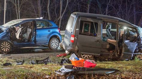 Rüdersdorf bei Berlin Horror Crash in der Nacht zwei Tote