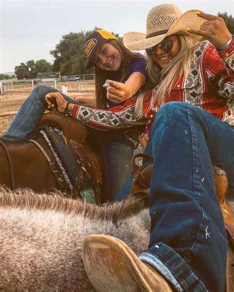 Pin By Punchy ⚡️🖤 On Bestie Rodeo Couples Rodeo Girls Rodeo Life