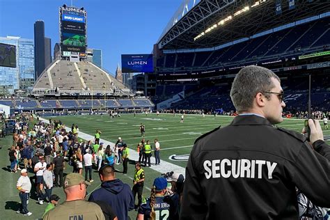 12 Things You Should Never Do At Seattle Seahawks Games