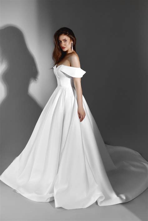 Minimalist Wedding Dress, Satin Wedding Dress, off Shoulder Wedding