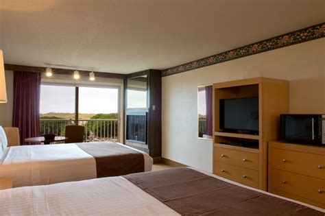 Oceanfront Seaside Hotel. Stay at the Hi Tide in Seaside, Oregon.