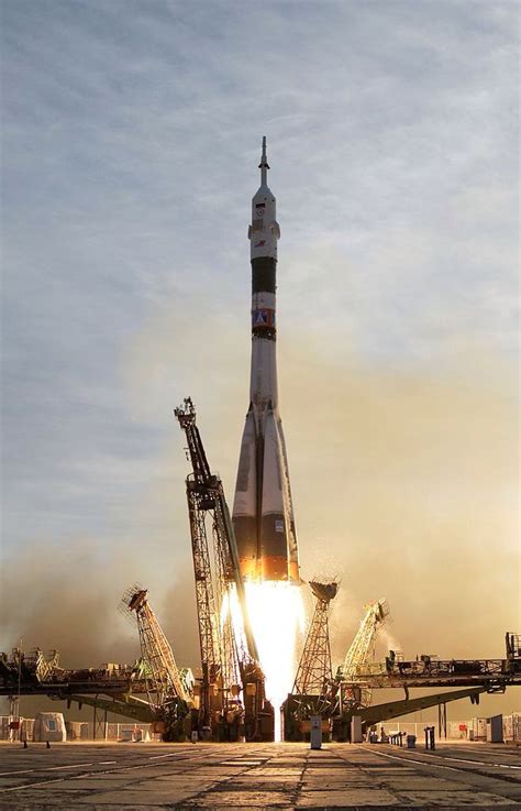 Lanzamiento de un cohete Soyuz desde el Cosmódromo de Baikonur El