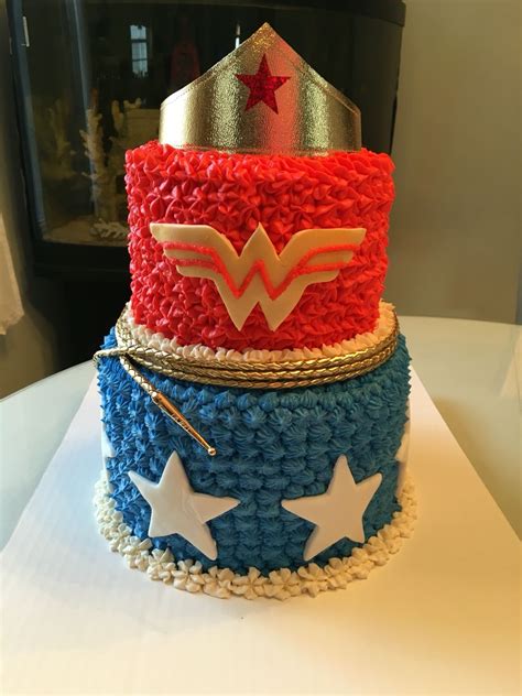 Wonder Woman Cake Juicy Cakes By Annie Pinterest Wonder Woman Cake Wonder Woman And Cake