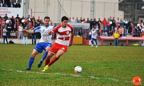 Em Curitiba Existe Um Campeonato Amador Disputado Desde A Suburbana