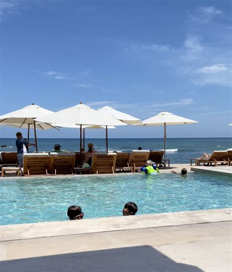 Punta Mita: Beach Clubs – Little Globe Hopper