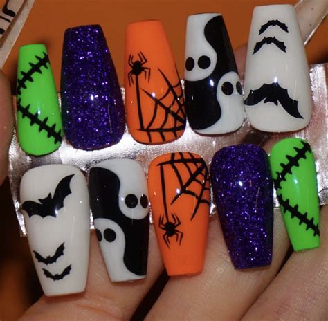 50 Diy Halloween Nail Designs That Are Positively Frightful Artofit