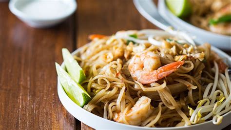 Shrimp Pad Thai For Four Recipe Epicurious