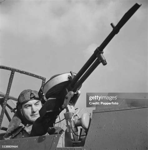 Vickers Machine Gun Photos and Premium High Res Pictures - Getty Images