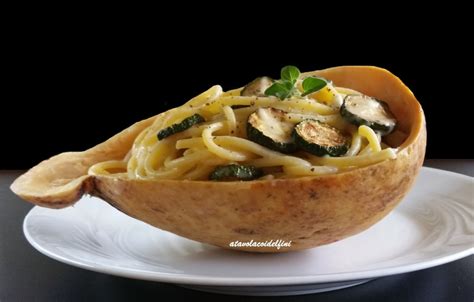 Caciocavallo E Pepe Con Zucchine A Tavola Coi Delfini