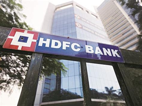 Hdfc Bank Slips Over 1 As Q3 Provisions Rise Analysts Maintain Buy